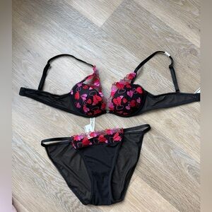 NWT Pink Victorias Secret Heart Lace Bra and Underwear Set